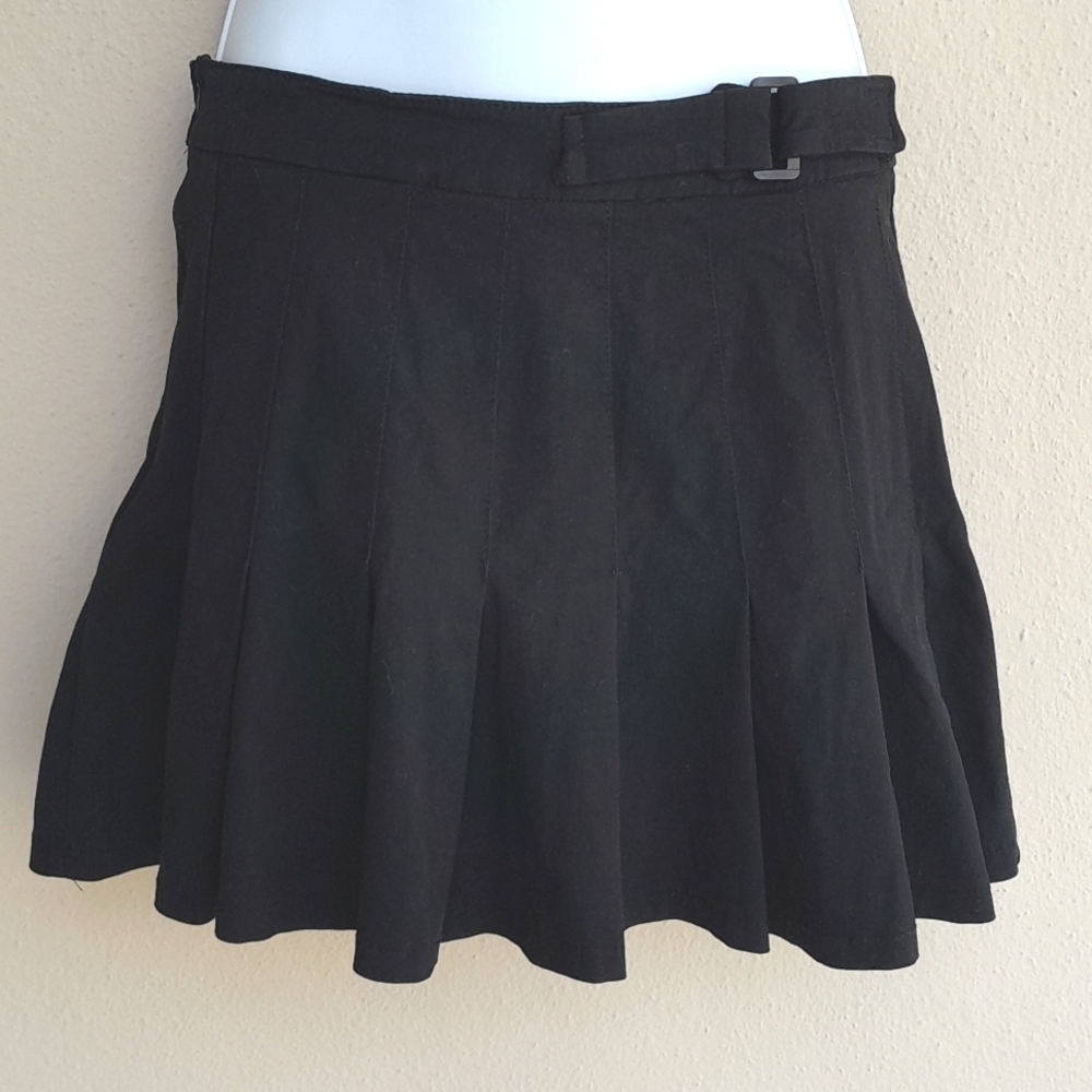 Dolls Kill PLEATED Mini SKIRT Size Medium